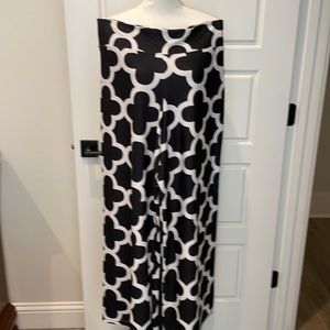 Women’s Black/White Palazzo Pants